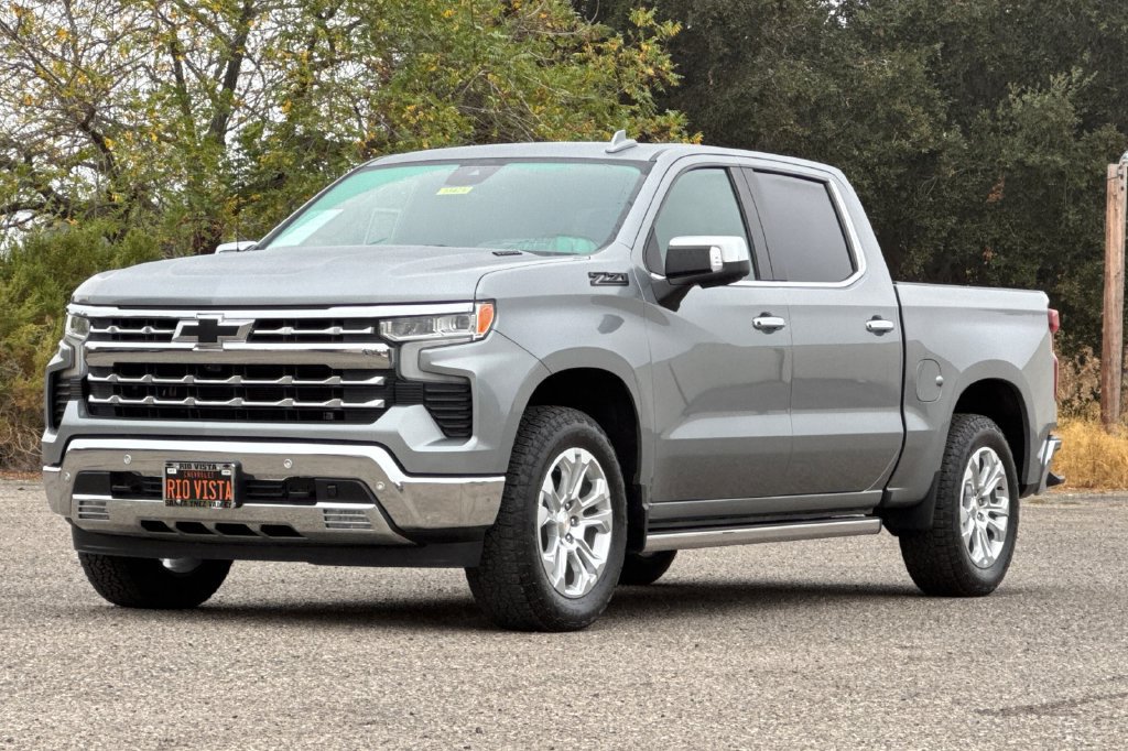 Used 2024 Chevrolet Silverado 1500 LTZ AWD/4WD image 8