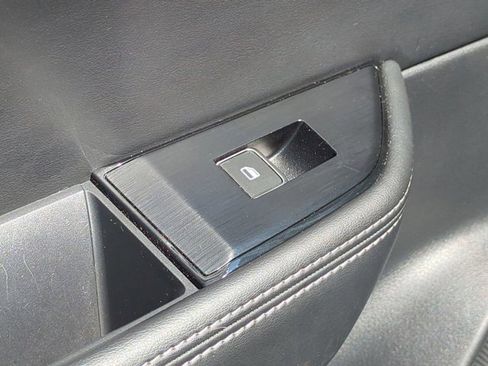 Certified 2021 Nissan Rogue SL w/ Premium Package image 30