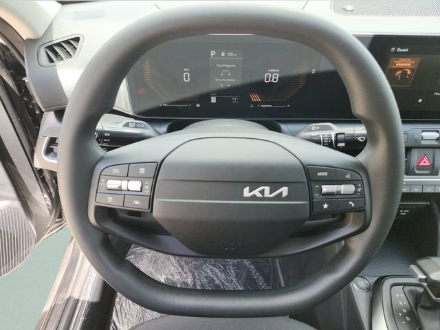 New 2026 Kia K4 FWD image 32