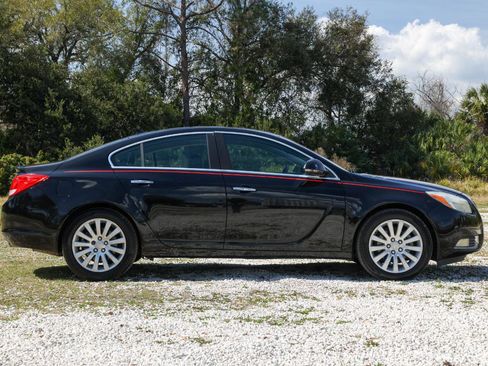 Used 2013 Buick Regal Premium image 13