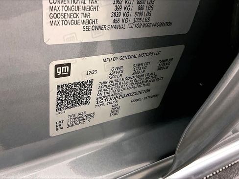 Used 2024 GMC Sierra 1500 AT4 w/ Technology Package AWD/4WD image 35