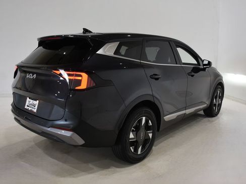 Used 2026 Kia Sportage LX FWD image 4