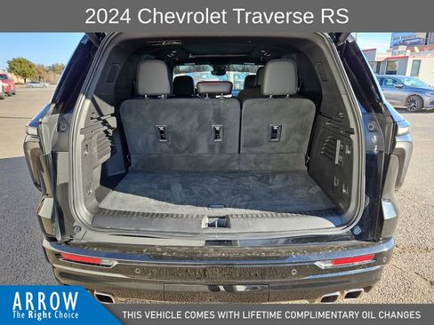 Used 2024 Chevrolet Traverse RS w/ LPO, Floor Liner Package image 18