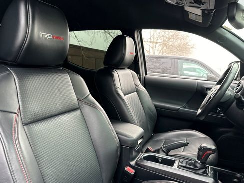 Used 2018 Toyota Tacoma TRD Pro image 31