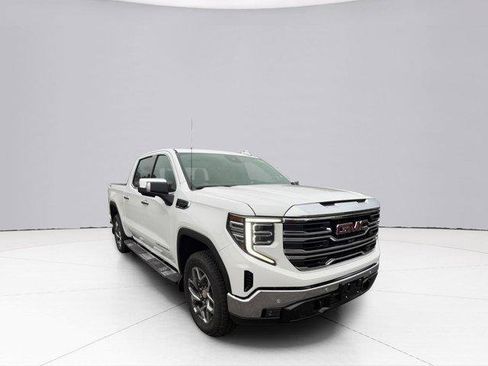 New 2026 GMC Sierra 1500 SLT w/ SLT Premium Package image 18