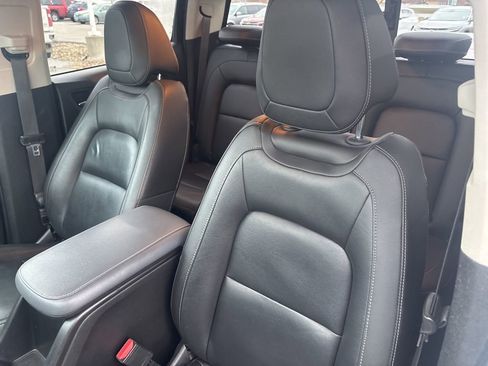 Used 2018 Chevrolet Colorado Z71 image 12