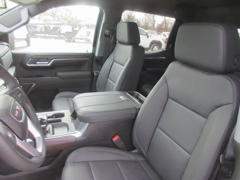 New 2026 GMC Sierra 1500 SLT w/ SLT Premium Plus Package image 15