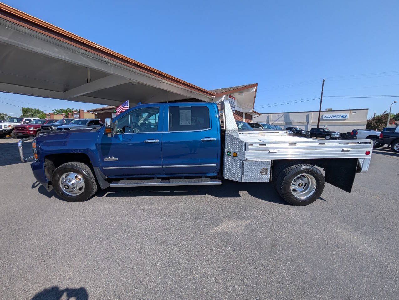 Used 2015 Chevrolet Silverado 3500 High Country w/ Duramax Plus Package AWD/4WD image 4