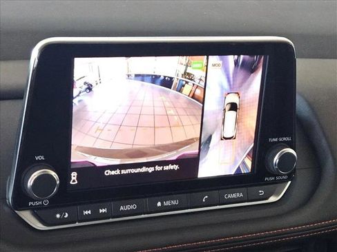 Used 2026 Nissan Rogue SV AWD/4WD image 14