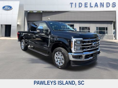 New 2026 Ford F250 Lariat w/ Lariat Ultimate Package AWD/4WD image 1