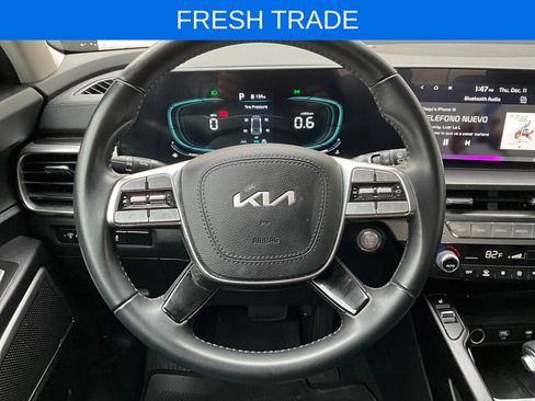 Used 2024 Kia Telluride S image 14