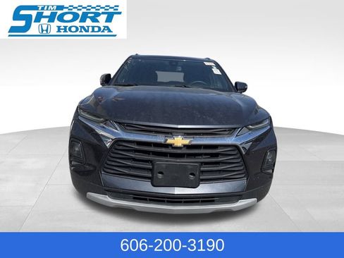 Used 2022 Chevrolet Blazer LT image 2