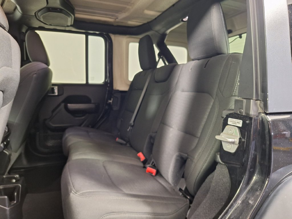 Used 2020 Jeep Wrangler Unlimited Sport S AWD/4WD image 22