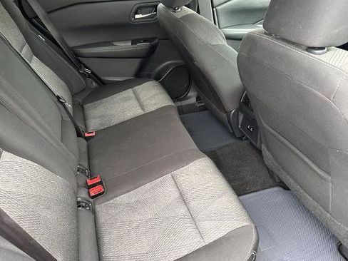 Used 2025 Nissan Rogue SV FWD image 22