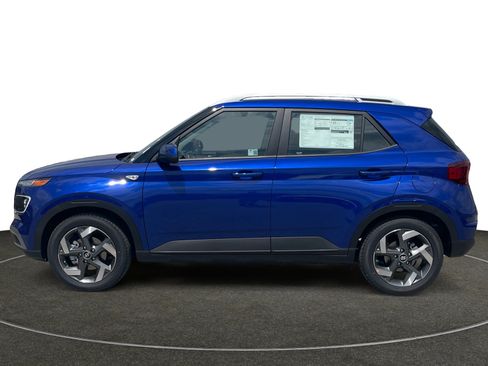 New 2025 Hyundai Venue Limited image 2