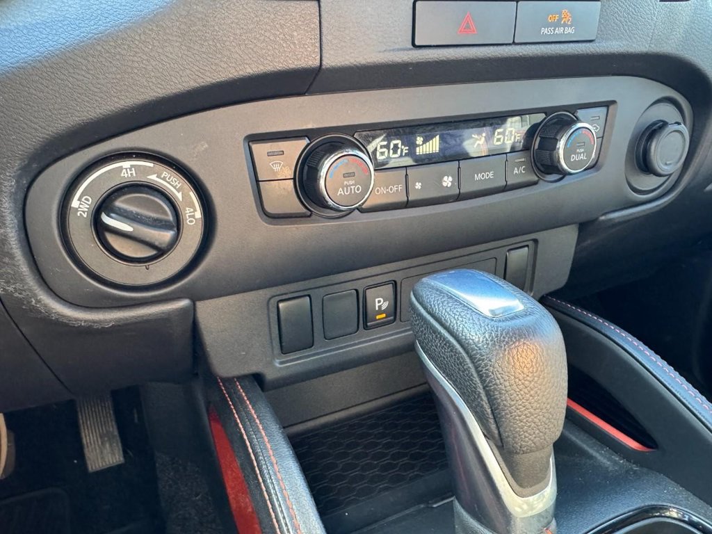 Used 2023 Nissan Frontier PRO-4X w/ Technology Package AWD/4WD image 15