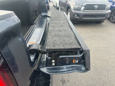 Used 2021 GMC Sierra 1500 Elevation image 15