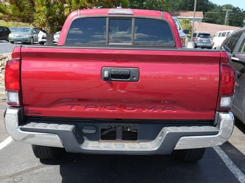 Used 2020 Toyota Tacoma SR5 RWD image 8