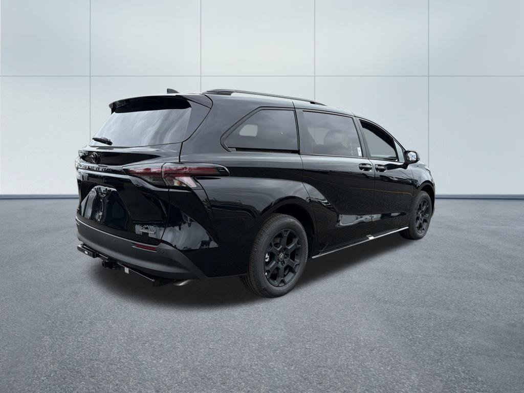New 2026 Toyota Sienna AWD image 5