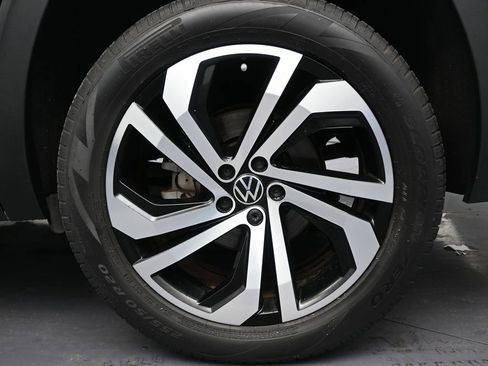 Used 2023 Volkswagen Atlas SEL image 9