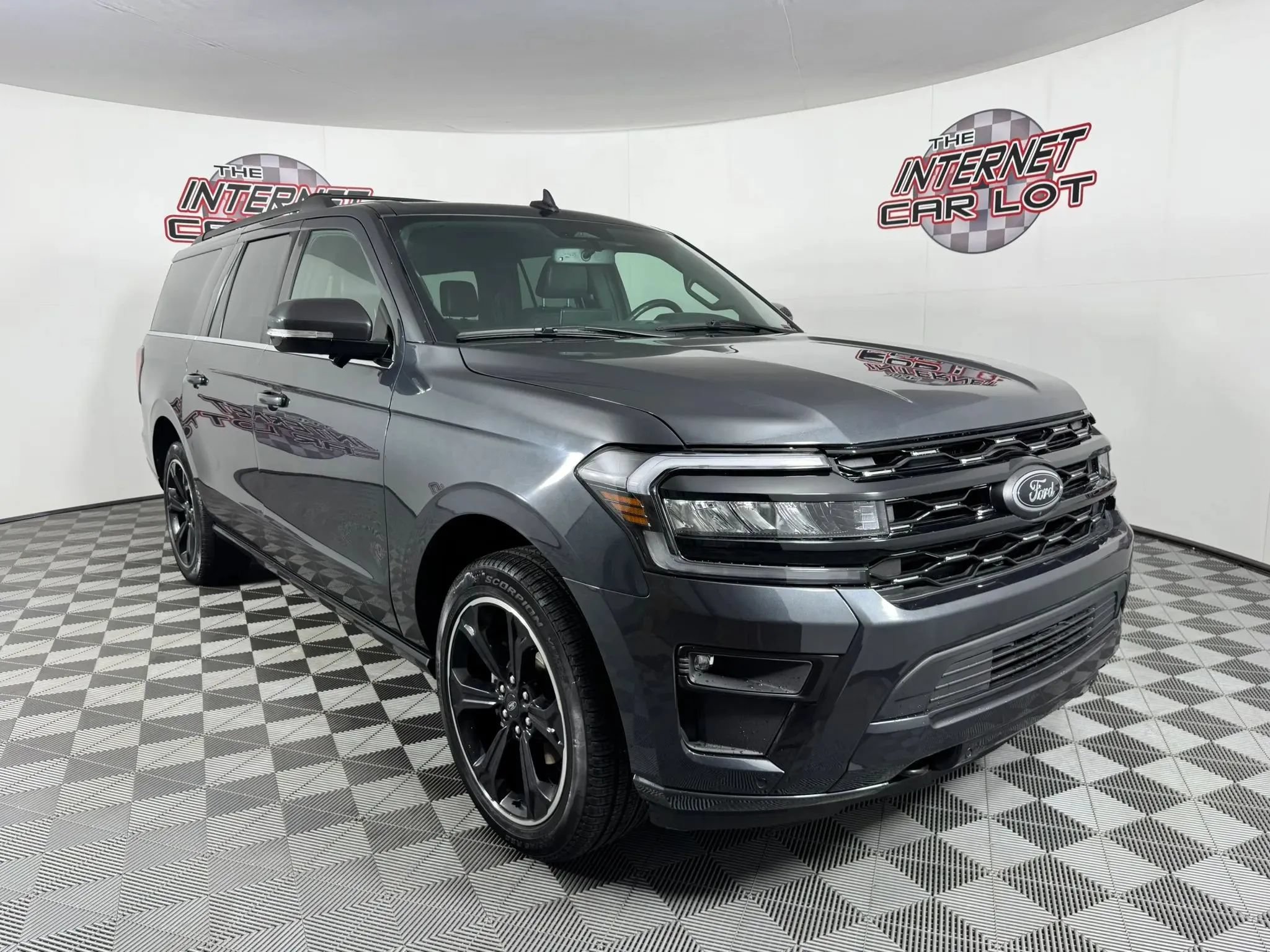Used 2024 Ford Expedition Max Limited AWD/4WD image 9