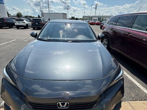 Used 2023 Honda Civic LX image 7