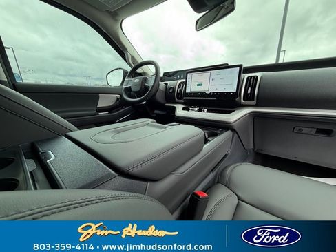 New 2026 Ford Expedition Max Active image 13