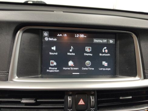 Used 2020 Kia Optima LX FWD image 25