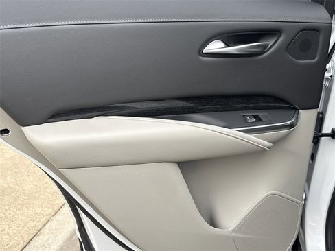 Used 2023 Cadillac XT4 Premium Luxury w/ Cold Weather Package image 22