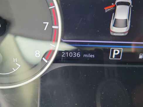 Certified 2023 Nissan Sentra SV image 25