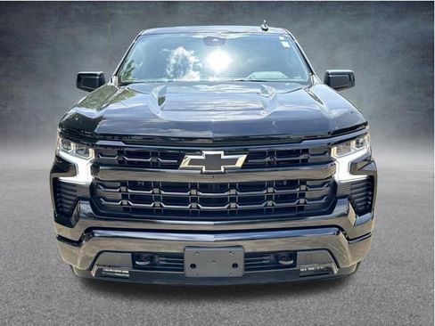 Used 2025 Chevrolet Silverado 1500 RST AWD/4WD image 2