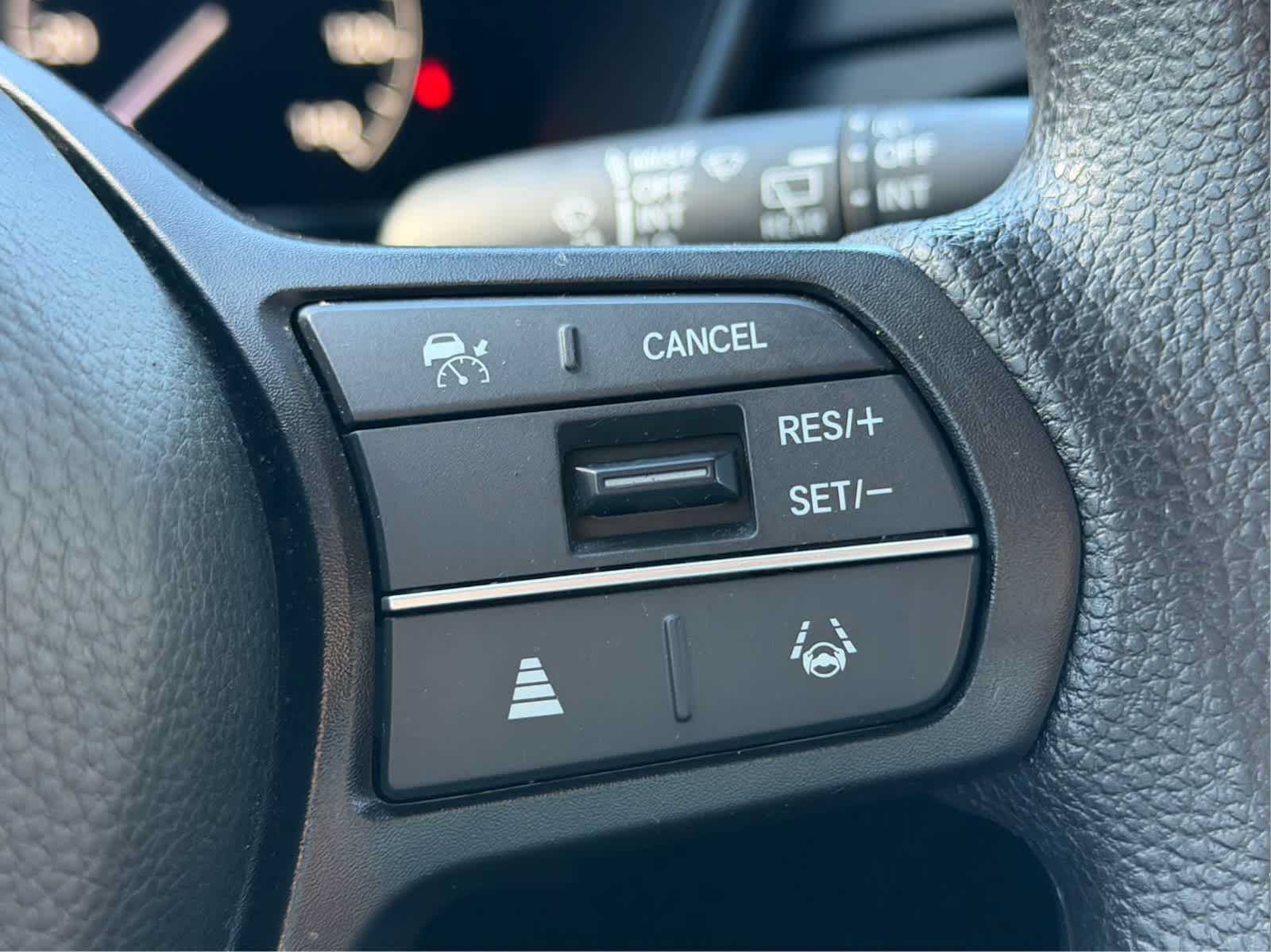 Used 2024 Honda CR-V LX image 6