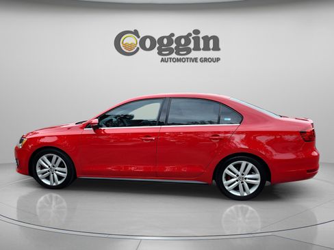 Used 2012 Volkswagen Jetta GLI image 3