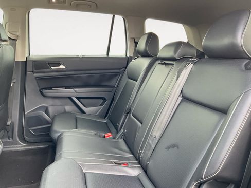 Used 2021 Volkswagen Atlas SEL FWD image 13