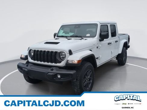 New 2025 Jeep Gladiator Sport image 1