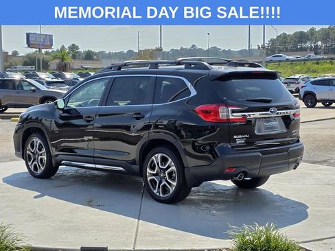 Used 2025 Subaru Ascent Limited AWD/4WD image 4