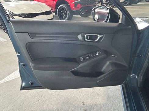 Used 2025 Honda Civic Sport image 17