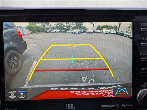 Used 2020 Toyota RAV4 XLE Premium image 11