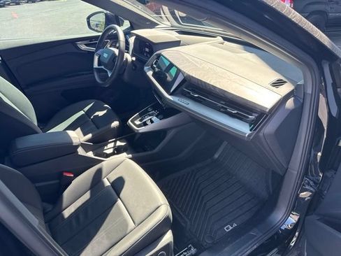 Used 2024 Audi Q4 e-tron Prestige w/ Black Optic Package AWD/4WD image 15