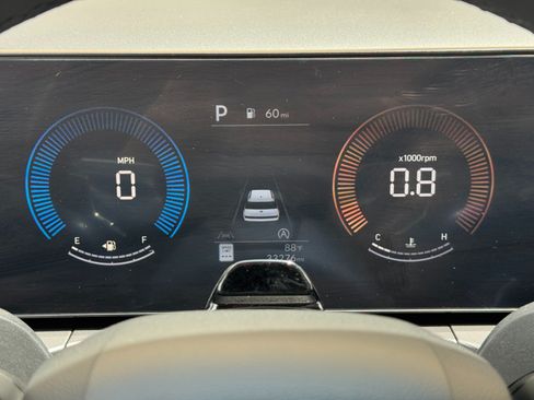 Used 2024 Hyundai Santa Fe SEL FWD image 18