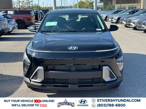 New 2026 Hyundai Kona SE image 6
