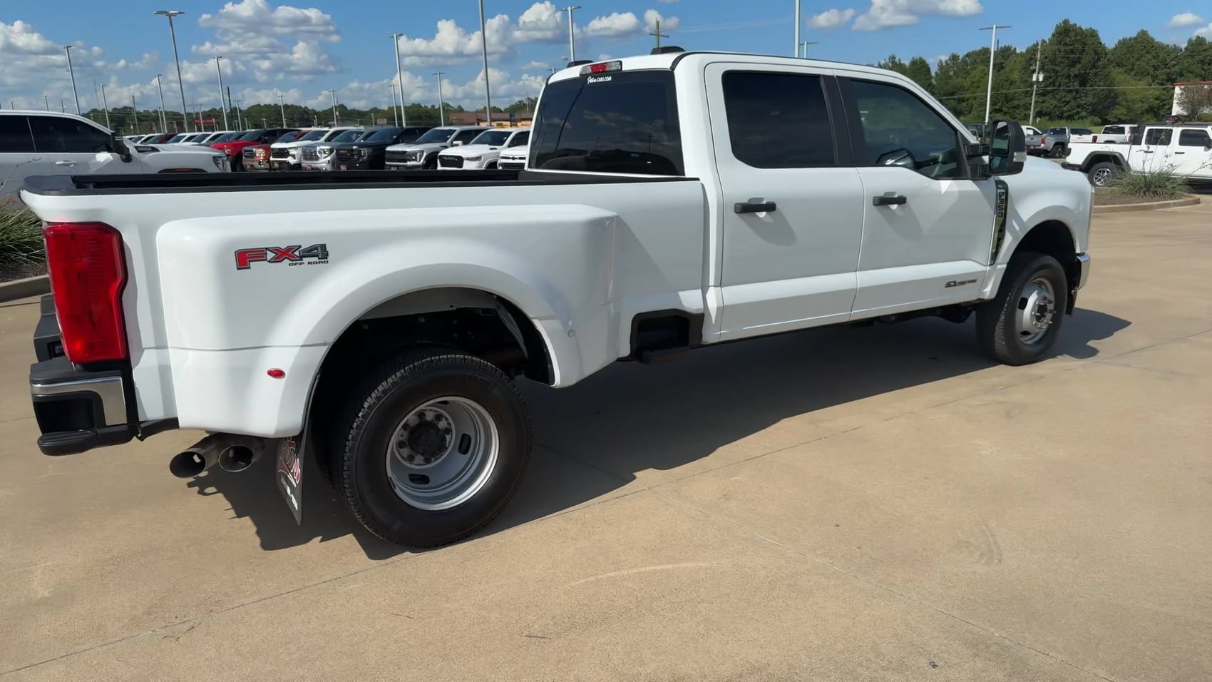 Used 2025 Ford F350 XL AWD/4WD image 9