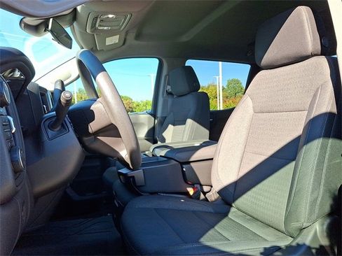 Used 2024 Chevrolet Silverado 1500 Custom image 13