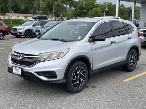 Used 2016 Honda CR-V SE image 3