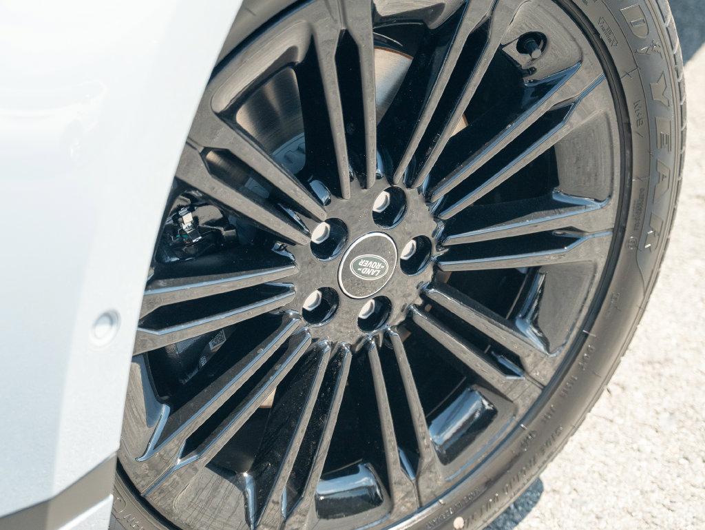 New 2026 Land Rover Range Rover Evoque S AWD/4WD image 9