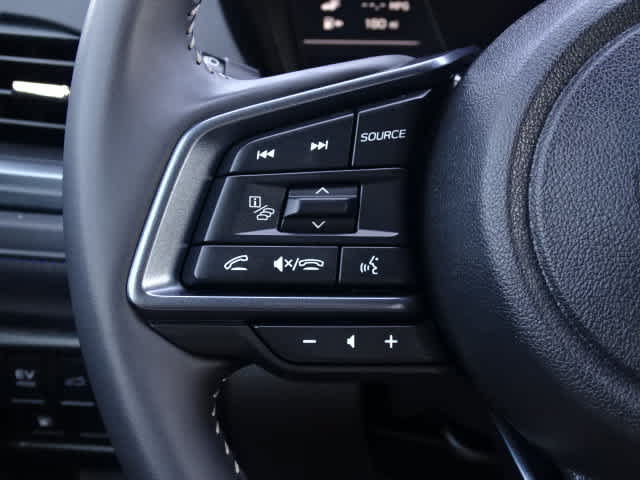 Used 2025 Subaru Forester Limited AWD/4WD image 36