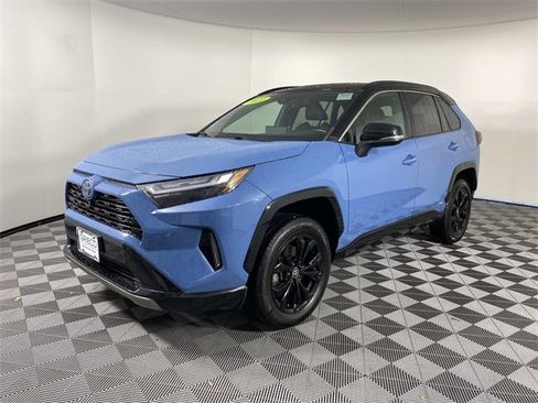 Used 2022 Toyota RAV4 XSE image 4