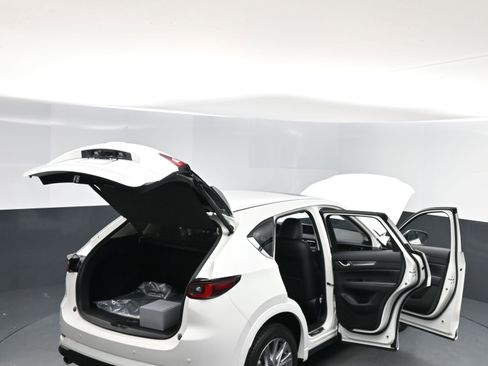 New 2025 MAZDA CX-5 AWD 2.5 S w/ Premium Plus Pkg image 17