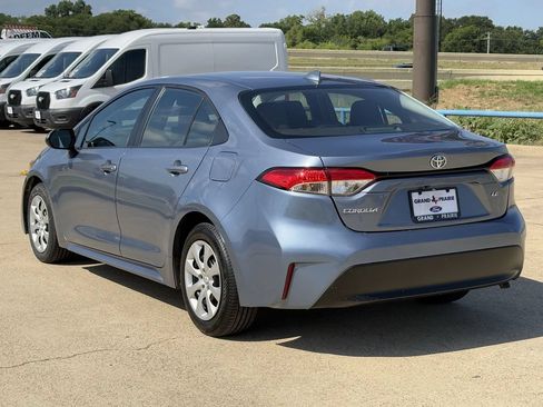 Used 2024 Toyota Corolla LE FWD image 5