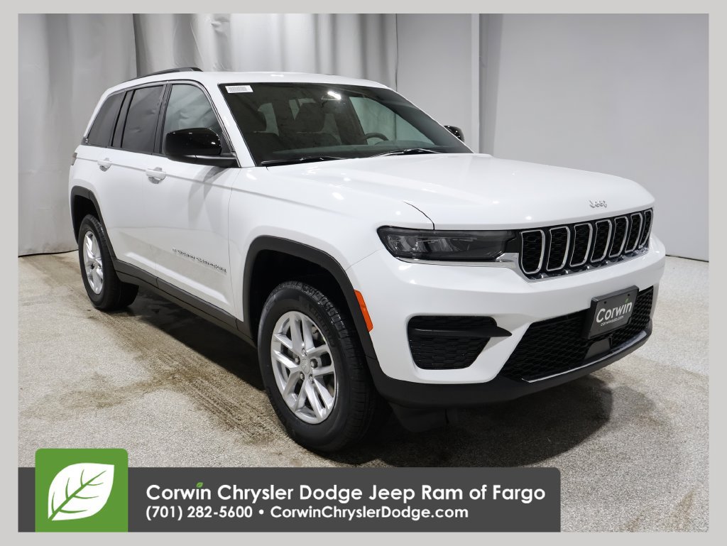 New 2026 Jeep Grand Cherokee Laredo X AWD/4WD image 1